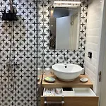 Joy Apartament Burgas Center & Free Parking *