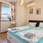 Joy Apartament Burgas Center & Free Parking
