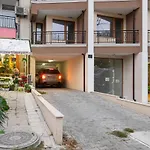 Joy Apartament Burgas Center & Free Parking アパート ブルガス