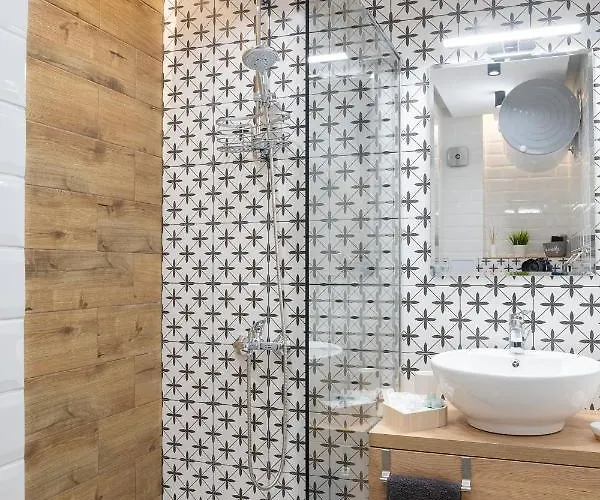 Joy Center Free Parking