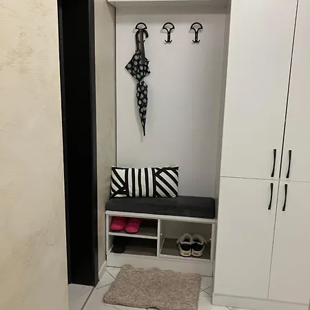 Joy Center Free Parking بورغاس