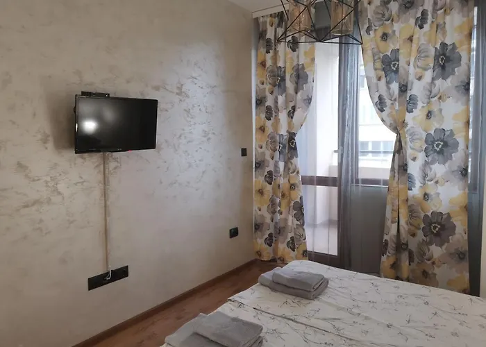 Joy Center Free Parking